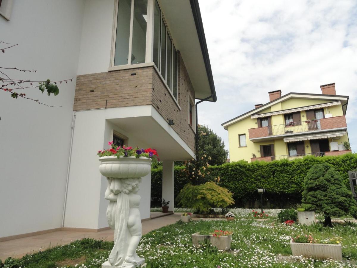 House Dolcevita 30 Min Per Venezia ปาโดวา ภายนอก รูปภาพ
